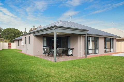 Kangaroo Retreat - Accommodation in Bendigo 1