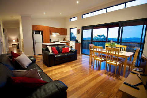 Karrak Reach Forest Retreat - Accommodation in Bendigo 2
