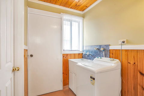Kellraine Holiday Units - Accommodation in Bendigo 1