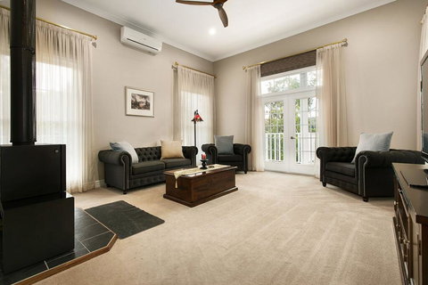 Kerami Manor & Day Spa - Accommodation in Bendigo 2