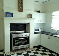 King Cottage - Accommodation in Bendigo