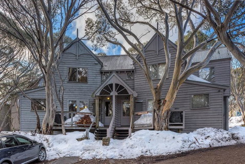 Kummonin - Accommodation in Bendigo 0