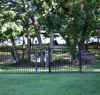 Kurrimine Beach Huts - Accommodation in Bendigo