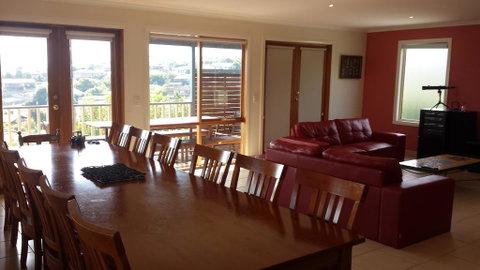 La Vista - Accommodation in Bendigo 0