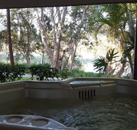 Lake Russell Lakeside Retreat - Accommodation in Bendigo