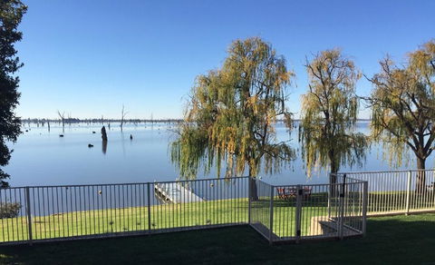 Lakeside Landing - Waterfront - Accommodation in Bendigo 1