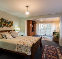 Land Of Lost Treasure - Accommodation in Bendigo