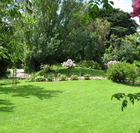Leafield Cottages - Accommodation in Bendigo