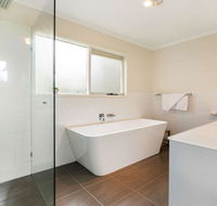 Lighthouse Cottage - Accommodation in Bendigo