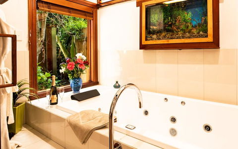 Lillypilly's Cottages & Day Spa - Accommodation in Bendigo 1