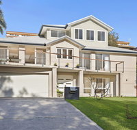 Luxurious Lake House - Accommodation in Bendigo