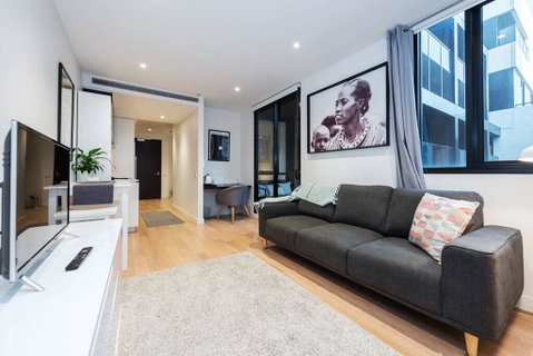 Luxury 1 Bed Unit BEST LOCATION IN SOUTH YARRA - Accommodation in Bendigo 0