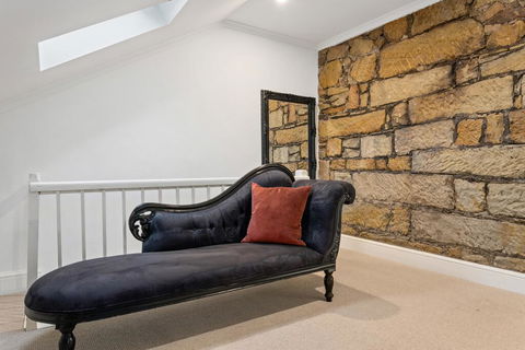 Lythgo's Row Colonial Cottages - Accommodation in Bendigo 2