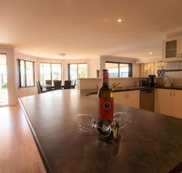 Madora Bay Beach House - Accommodation in Bendigo