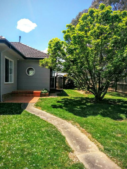 Magnolia Corner - Accommodation in Bendigo 3