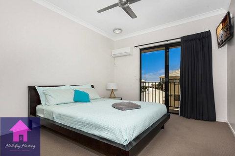 Marina View Apartment - Walk To The Strand - Accommodation in Bendigo 2