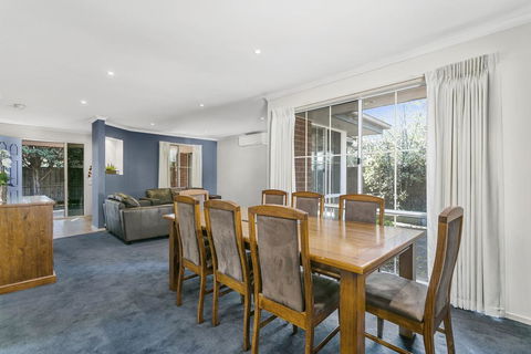 McCrae On The Beach - Right On The Magnificent Beach - Accommodation in Bendigo 1