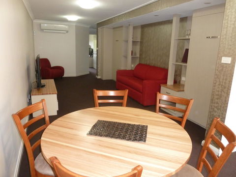 McNevins Tamworth Motel - Accommodation in Bendigo 2