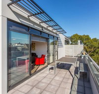 Melbourne City Views - Accommodation in Bendigo