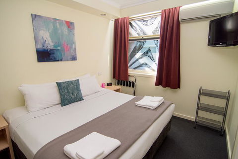 Miami Hotel Melbourne - Accommodation in Bendigo 1