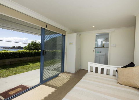 Mick's Apartment - Seal Rocks Beachfront - Accommodation in Bendigo 2