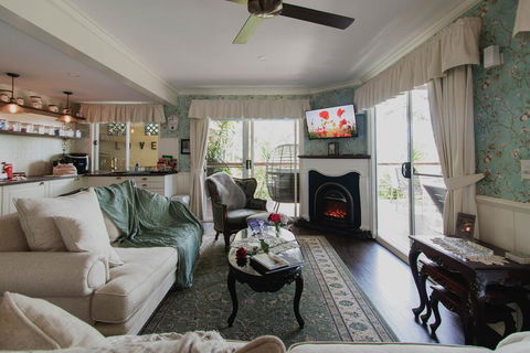 Misty Valley Homestayz - Accommodation in Bendigo 2