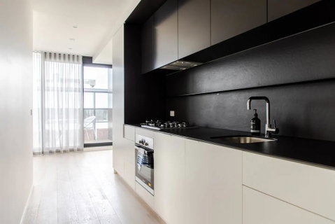 Modern 1 Bedroom Apartment South Yarra - Accommodation in Bendigo 2