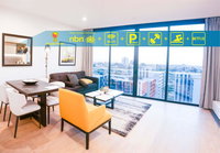 Modern Designers Pad in the Heart of Brisbane