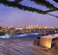 Modern carefree living style APT in ToowongView - Accommodation in Bendigo