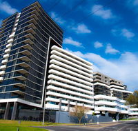 Modern Clean Luxury at the Right Price..... - Accommodation in Bendigo