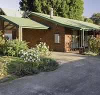Monty's on Lumley Drive - Accommodation in Bendigo