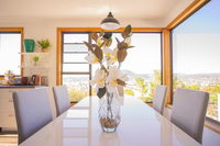 Book Derwent Park Accommodation Vacations Accommodation in Bendigo Accommodation in Bendigo