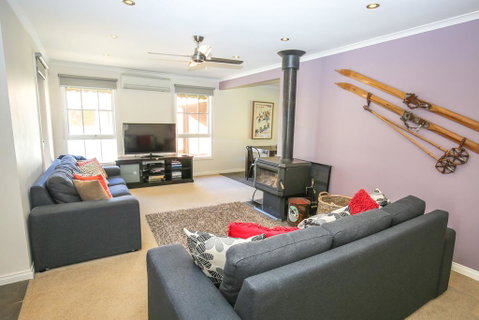 Mountview On Mountbatten - Accommodation in Bendigo 1