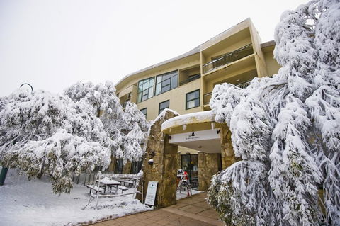 Mt Buller Chalet Hotel & Suites - Accommodation in Bendigo 0