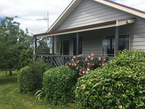 Neerim Country Cottages - Accommodation in Bendigo 3