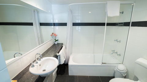 Dowler Apartments Subiaco - Accommodation in Bendigo 13