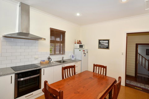 Albany Beachside Accommodation - Accommodation in Bendigo 9
