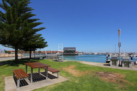 Hillarys Marina Apartment - Accommodation in Bendigo 41