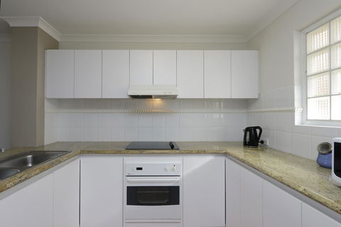 Hillarys Marina Apartment - Accommodation in Bendigo 14