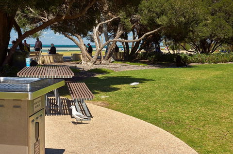The Urban Beach House - Accommodation in Bendigo 21