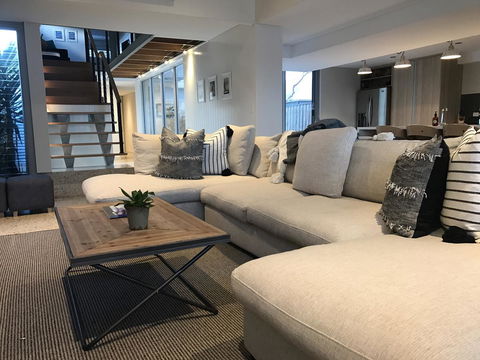 The Urban Beach House - Accommodation in Bendigo 0