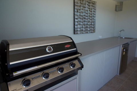 The Urban Beach House - Accommodation in Bendigo 19