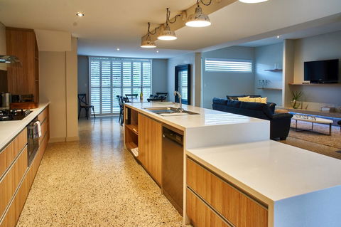 The Urban Beach House - Accommodation in Bendigo 8