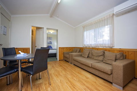 Discovery Parks - Woodman Point - Accommodation in Bendigo 1