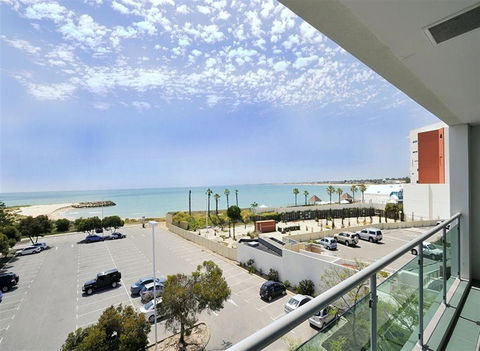Nautica Residences Mandurah - Accommodation in Bendigo 3