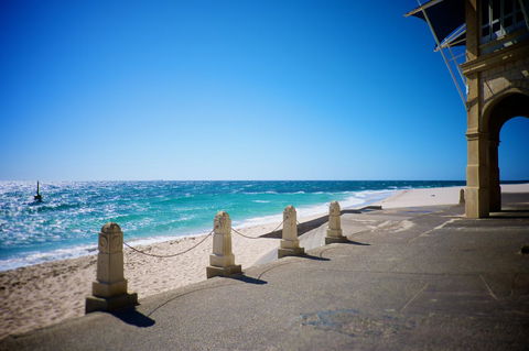 Cottesloe Artist's Beach Retreat - Accommodation in Bendigo 6