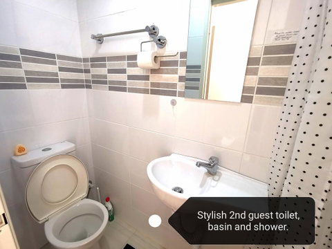 Cosy Easy Access Home Near Perth CBD And Fremantle - Accommodation in Bendigo 3