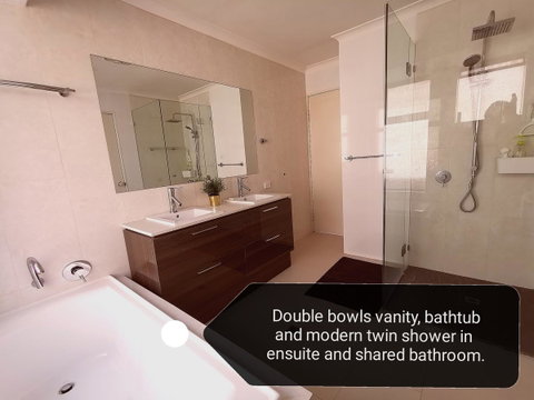 Cosy Easy Access Home Near Perth CBD And Fremantle - Accommodation in Bendigo 4