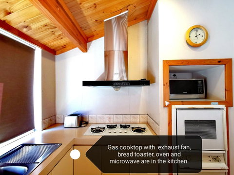Cosy Easy Access Home Near Perth CBD And Fremantle - Accommodation in Bendigo 10