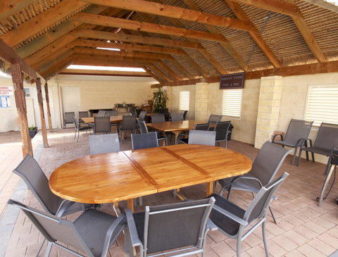 Bunbury Motel And Apartments - Accommodation in Bendigo 9